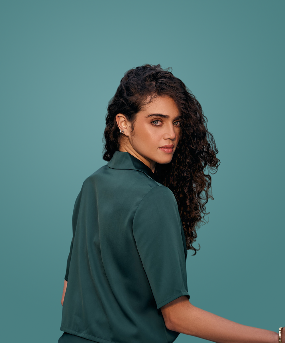 VvTi of Women Classic Solid Green Shirt