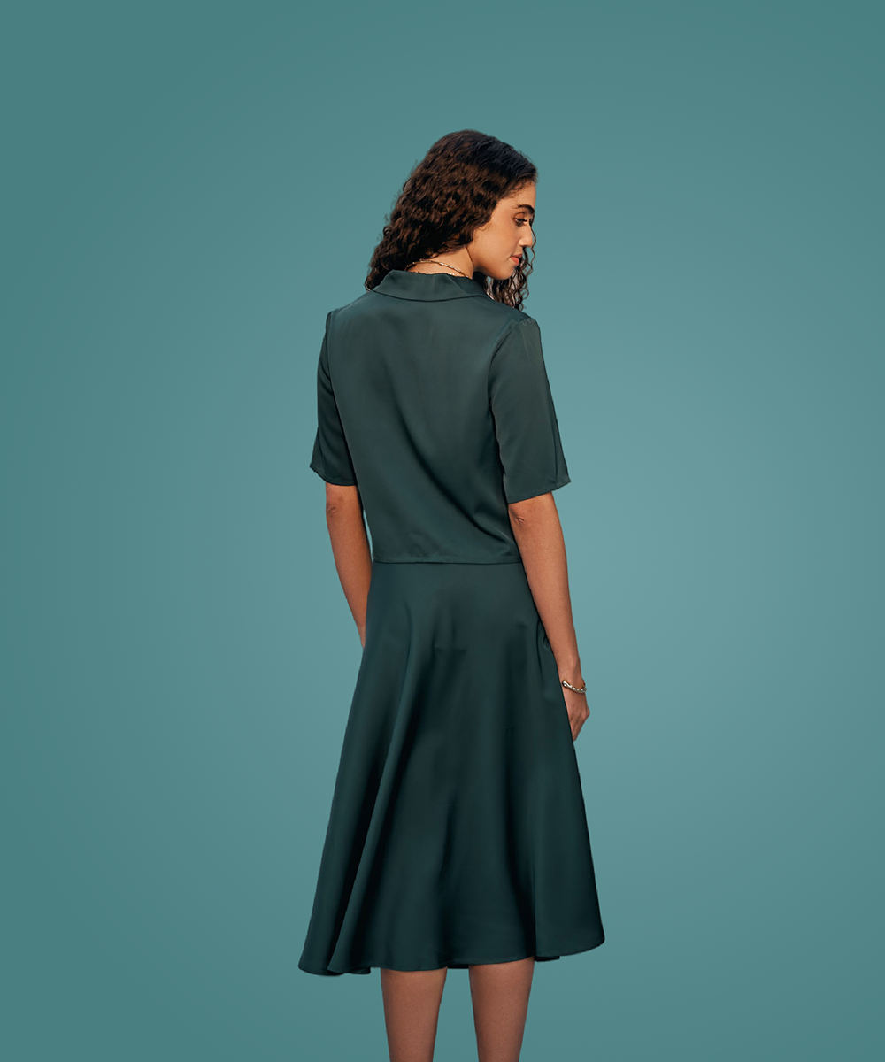 VvTi of Women Classic Solid Green Shirt